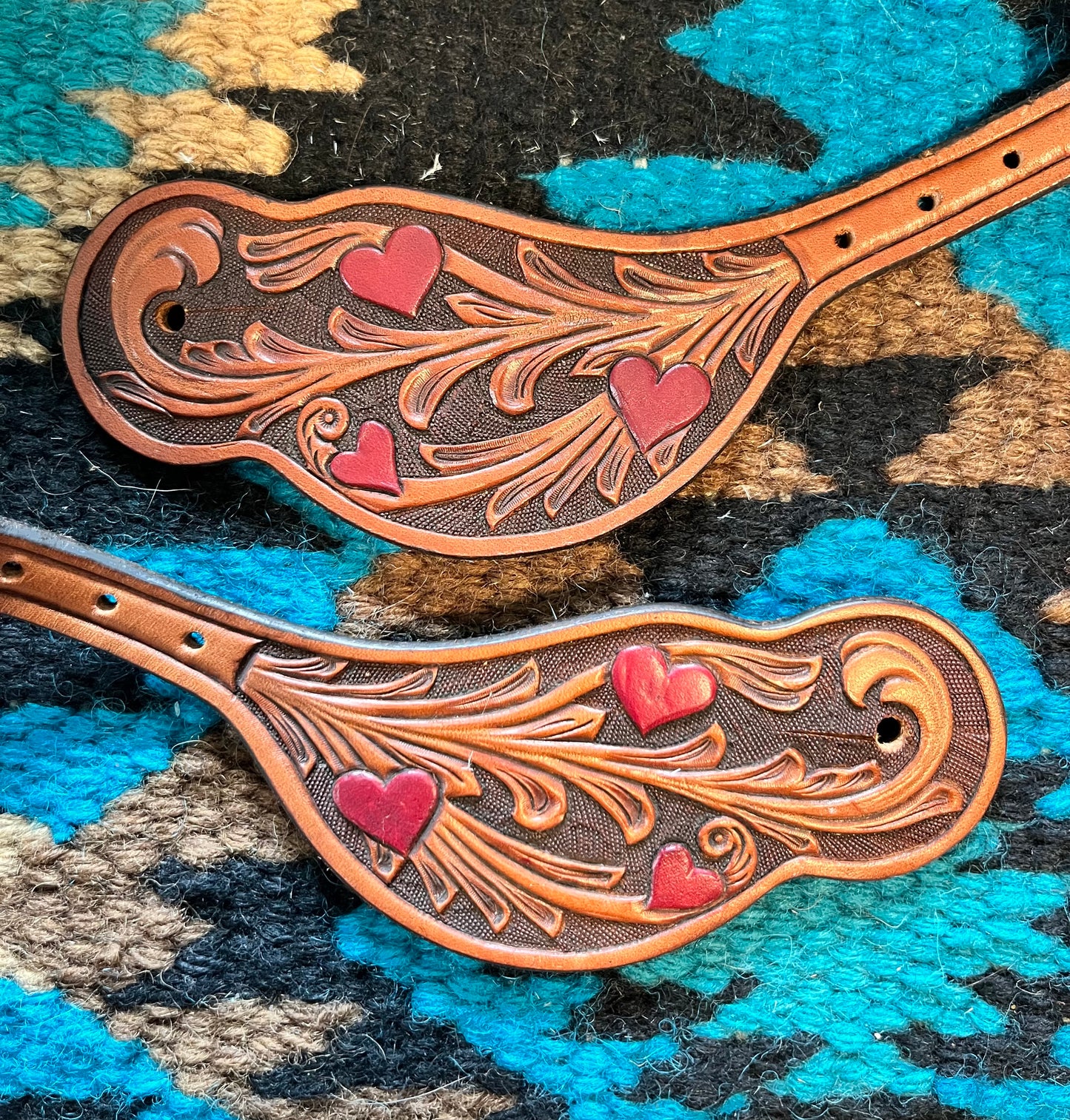 Ladies Spur Straps - Hearts and Vines